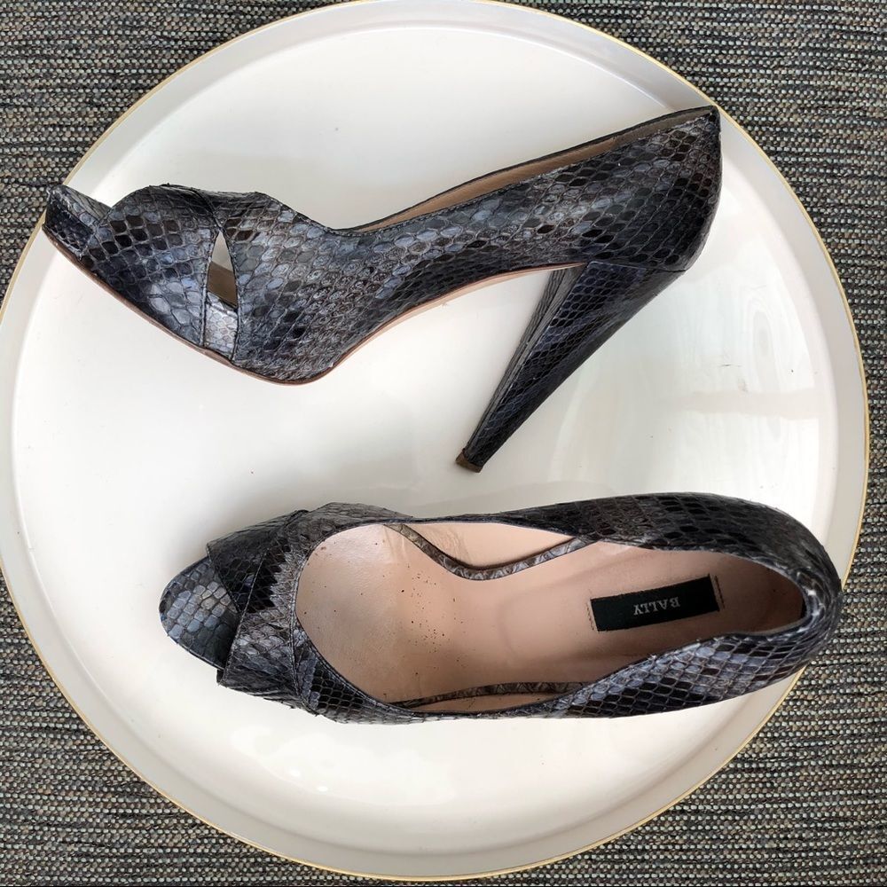Bally Snakeskin Peep Toe Heels Grey Blue 9.5 40